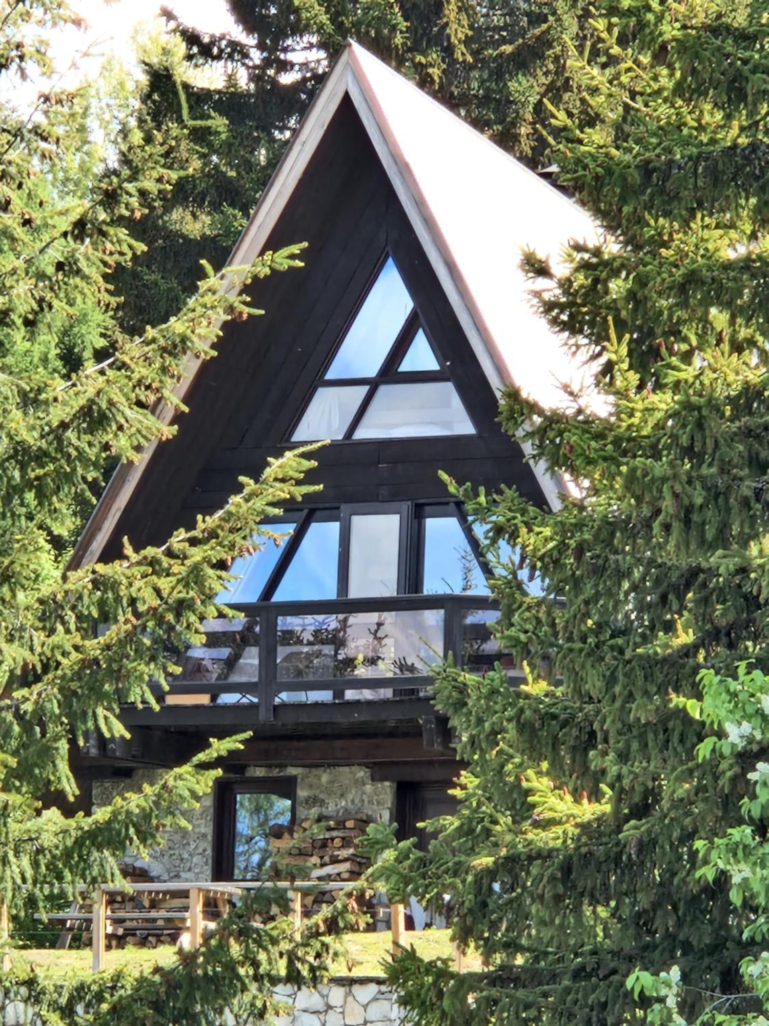 Le Chalet Pointu De Capucine Bourg-Saint-Maurice Exterior foto